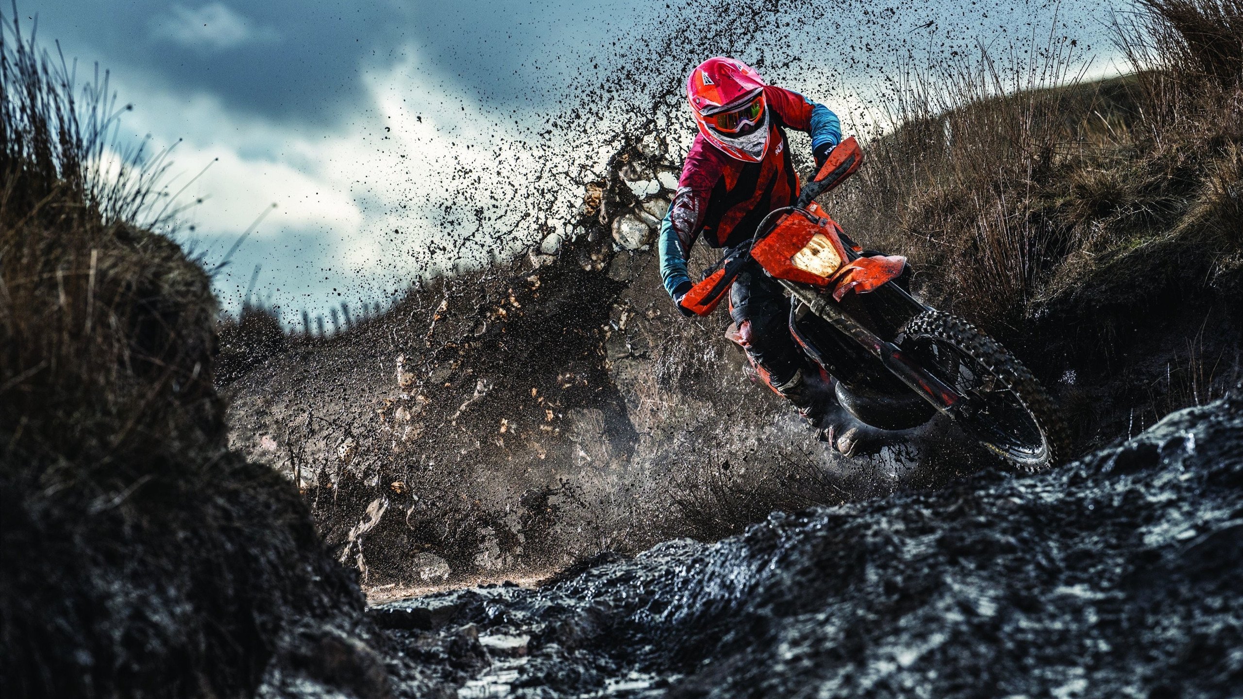 赛季目标达成后球队迎来短暂假期进行状态恢复，当前赛季指定10名球员包