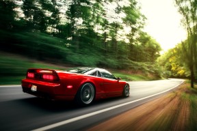 开云入口-摩洛哥骑手阿米尔·本·哈桑在2024年巴黎奥运会三项赛中以“Courage”马匹获得第20名，表现出色。