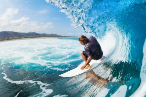 开云·体育官网-体育新闻中心赛场外的故事，体育新闻赛事报道标题大全